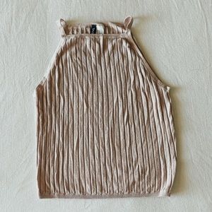 Pink halter top (like new)